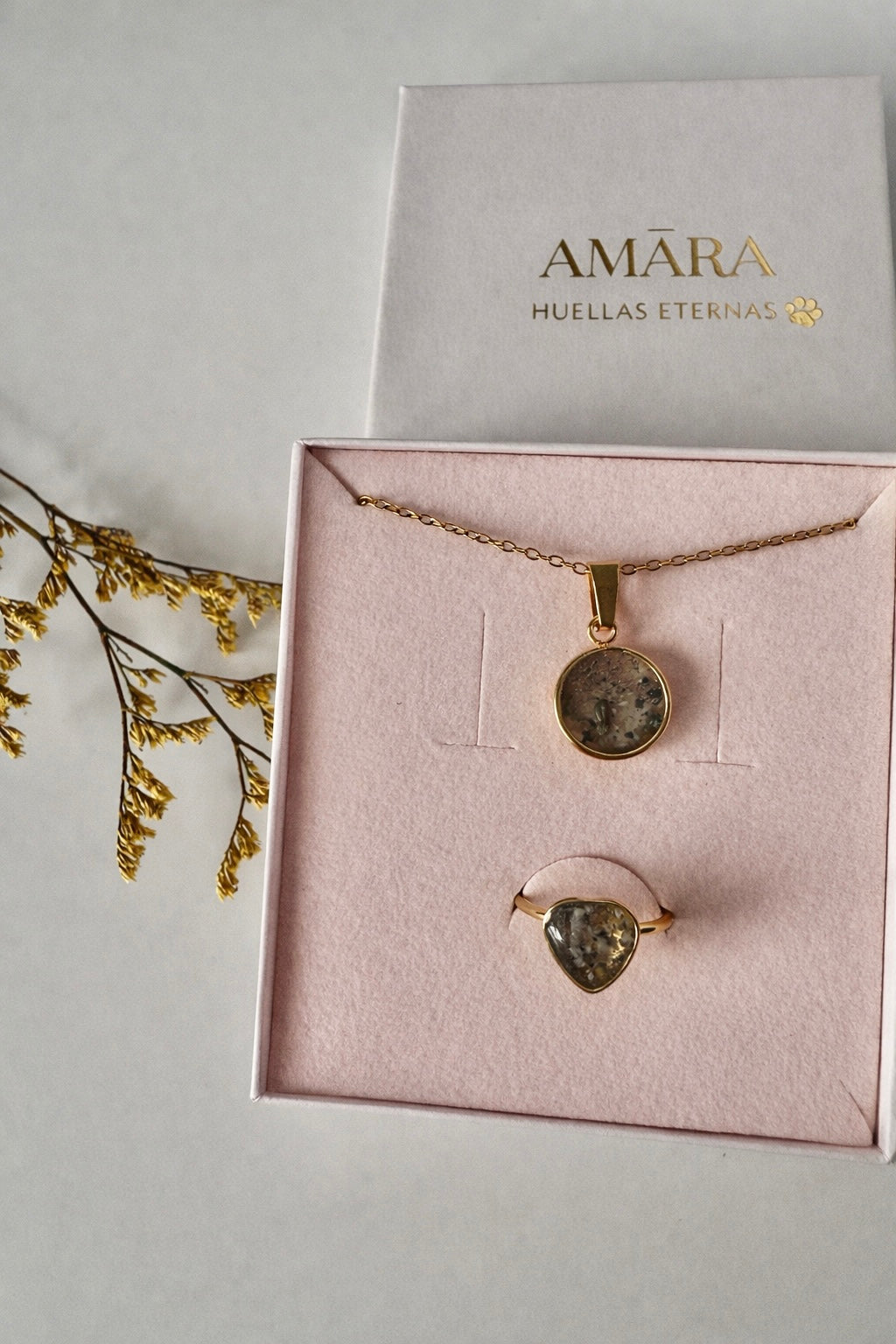 Pack Colgante + Pulsera + Anillo AMĀRA