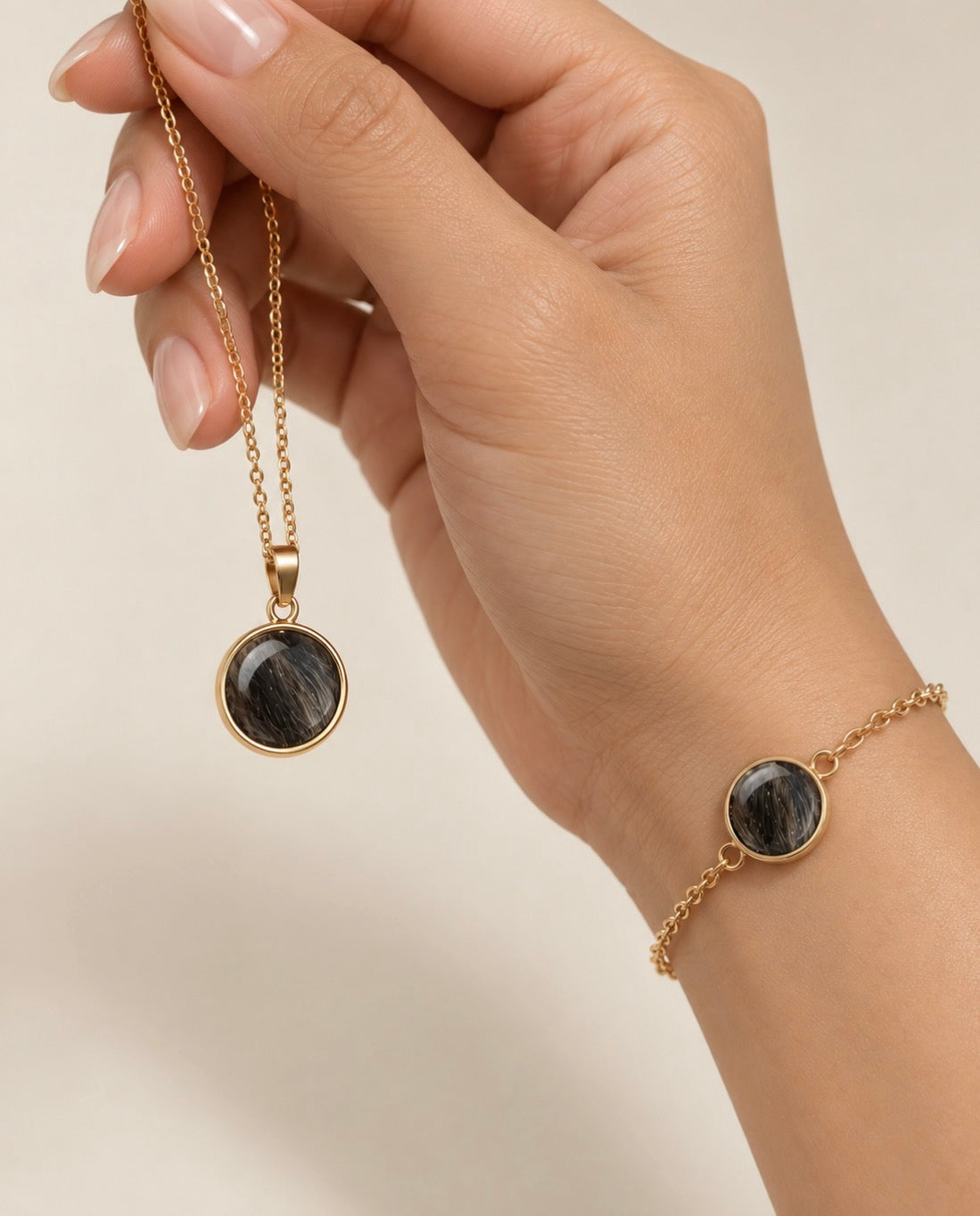 KIT AMĀRA- Pack: Colgante + Pulsera AMĀRA