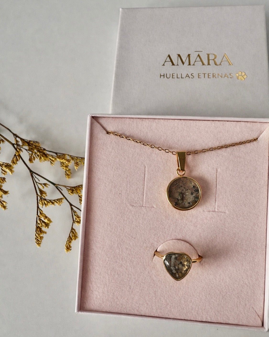 Pack Colgante + Anillo AMĀRA
